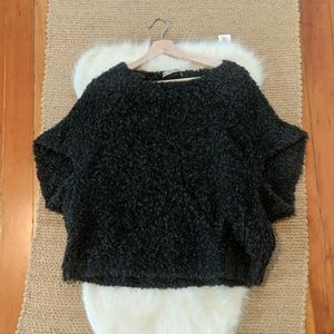 Zara super fluffy short sleeve sweater - size: m